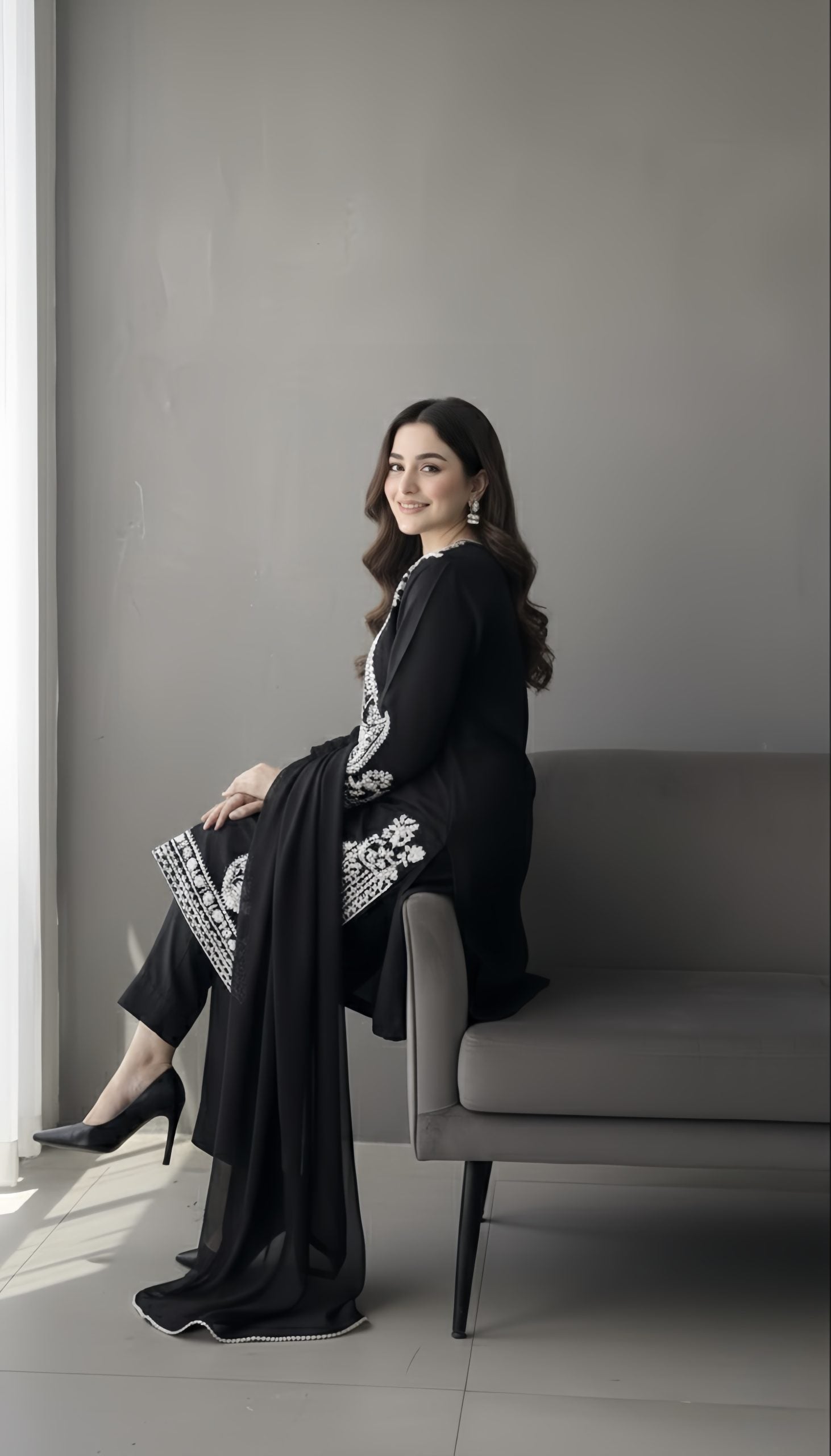 Black Noor-e-libas image 1