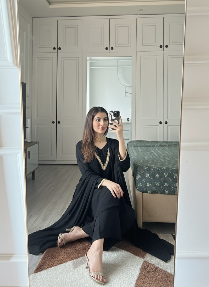 Gul-e-Black image 4
