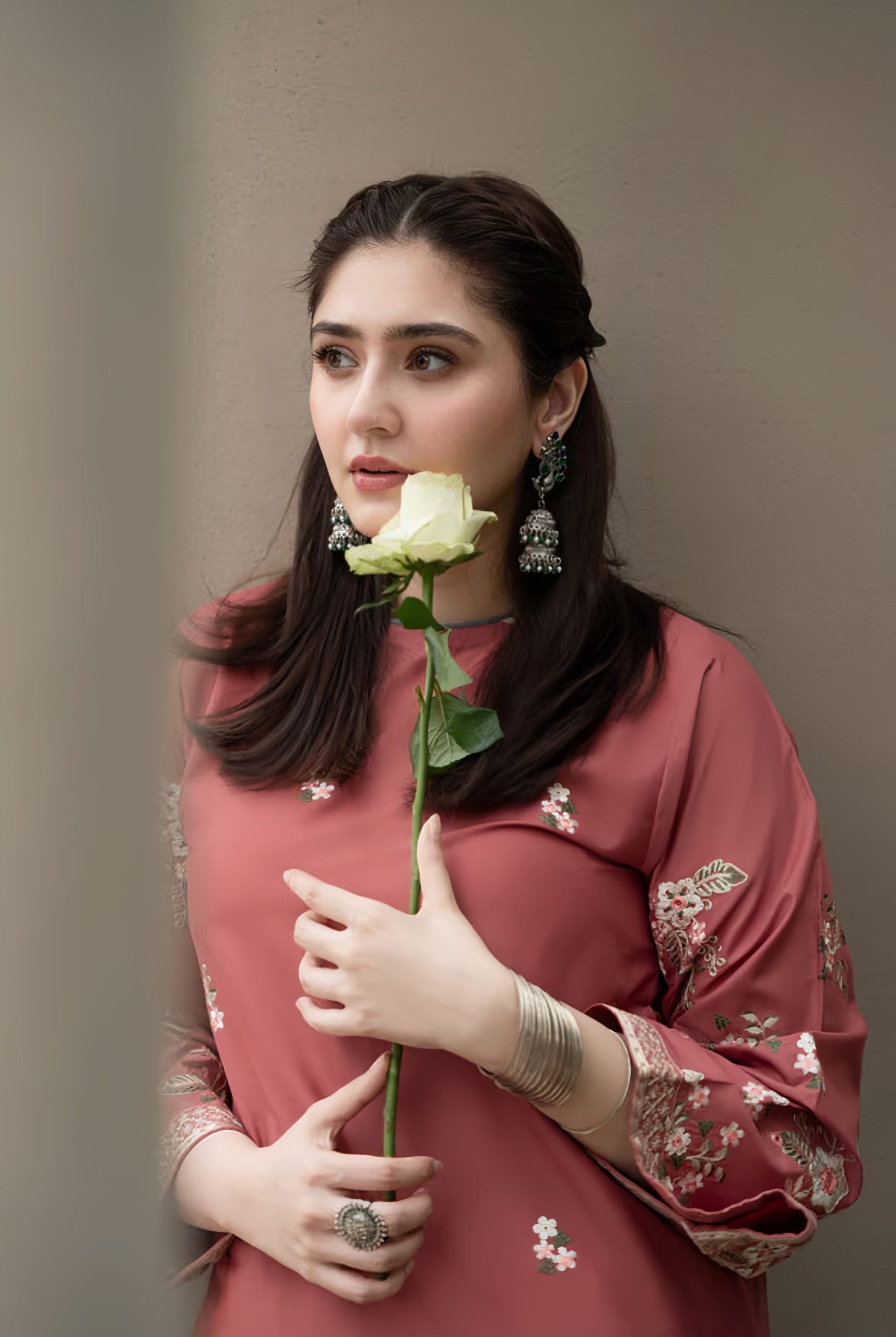 Feroza Rose image 2