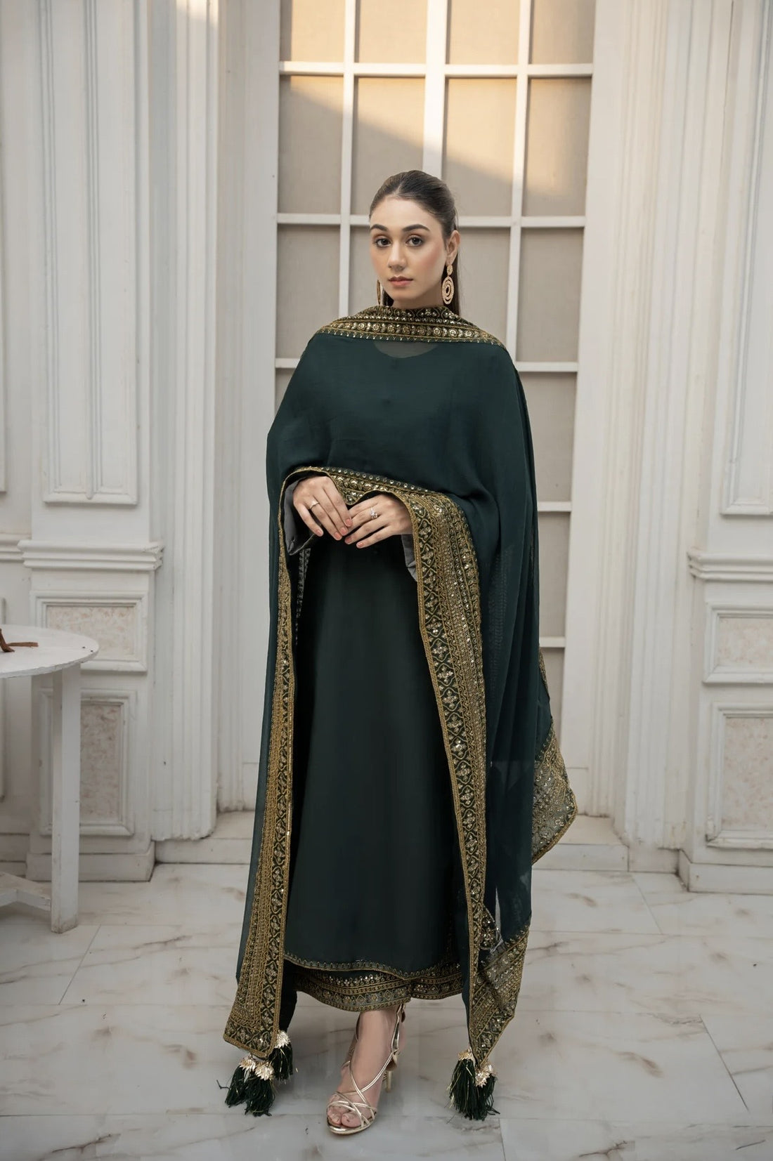 Naz-e-Zari image 0