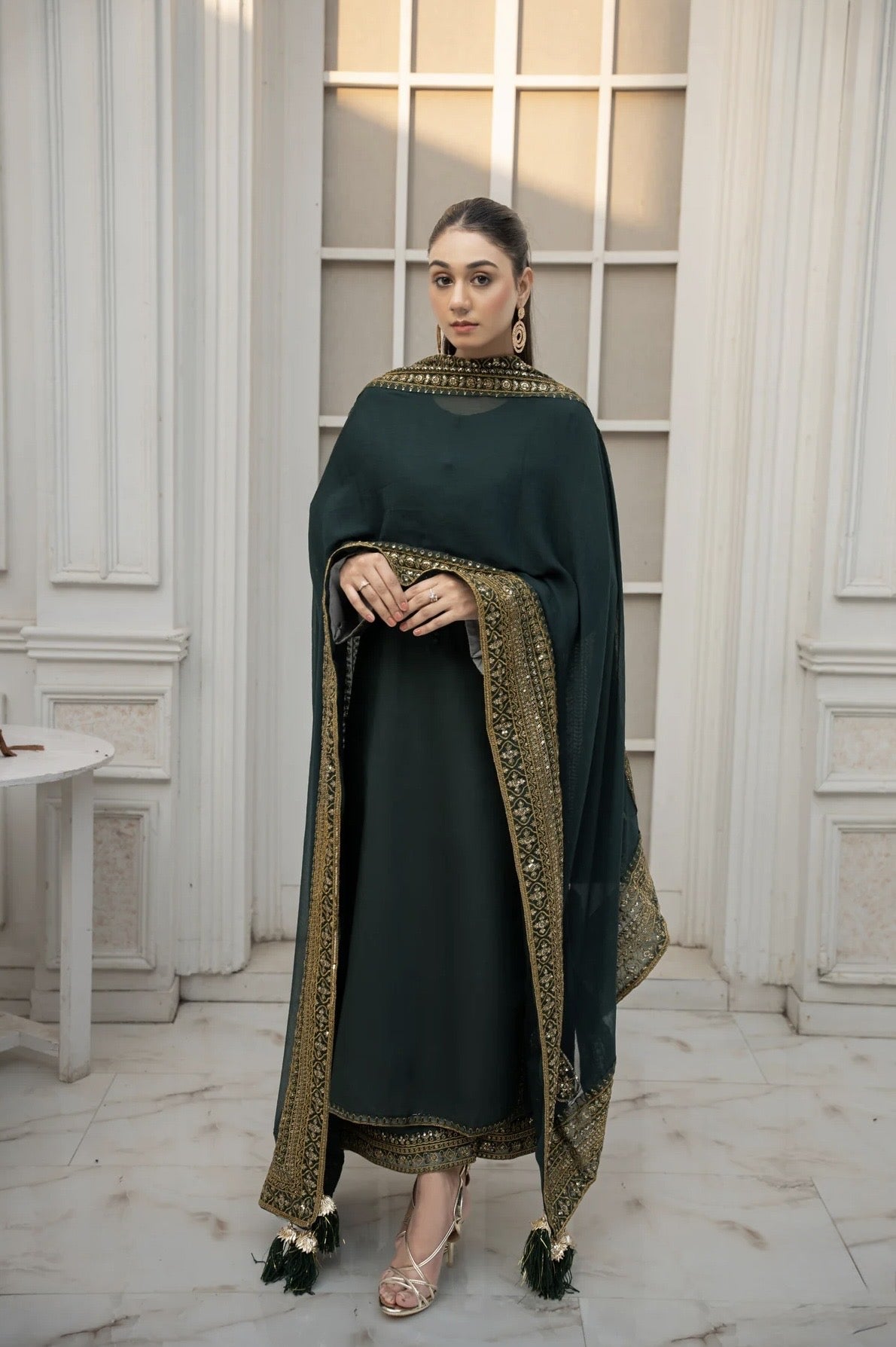 Naz-e-Zari image 0