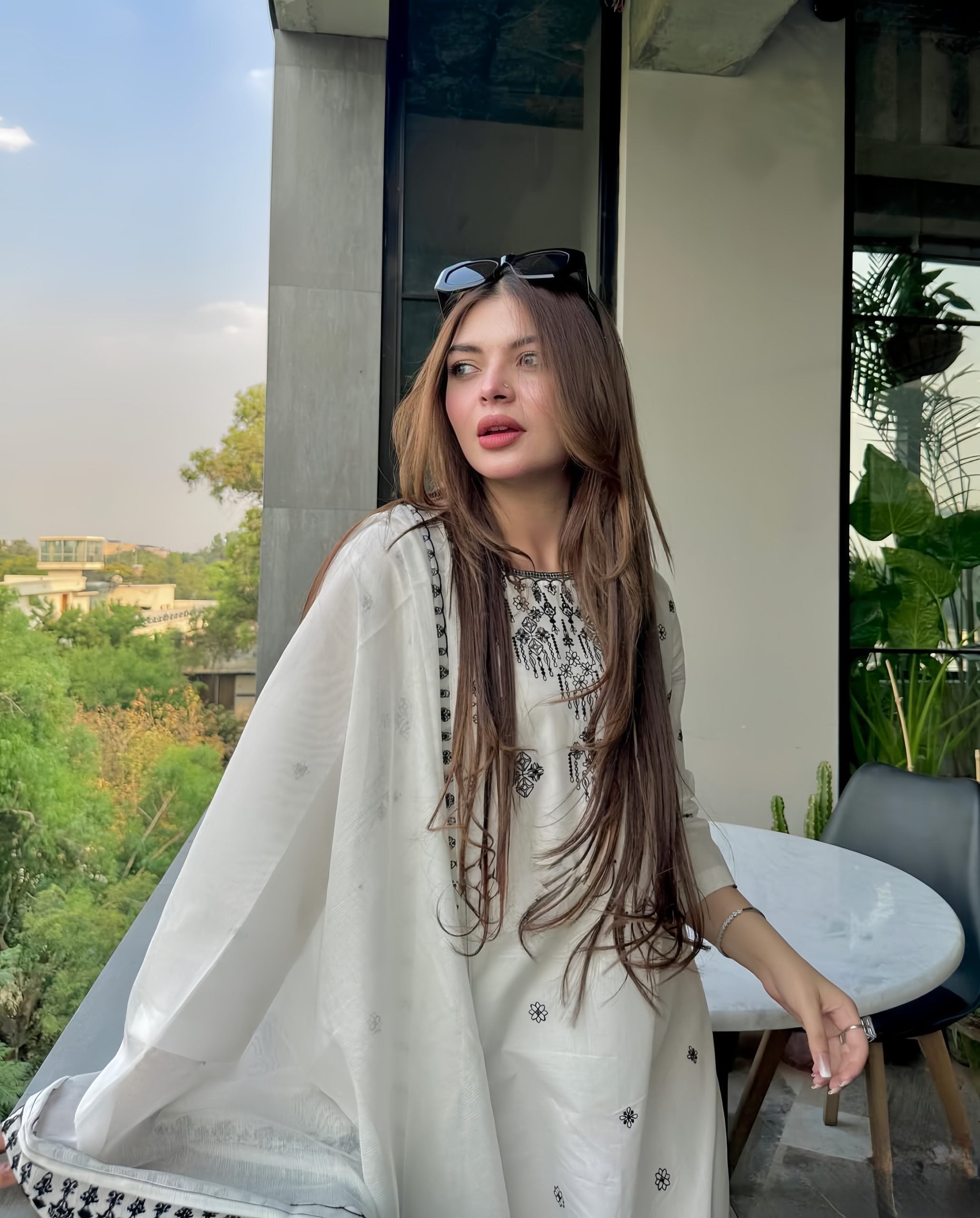 Zeenat image 4